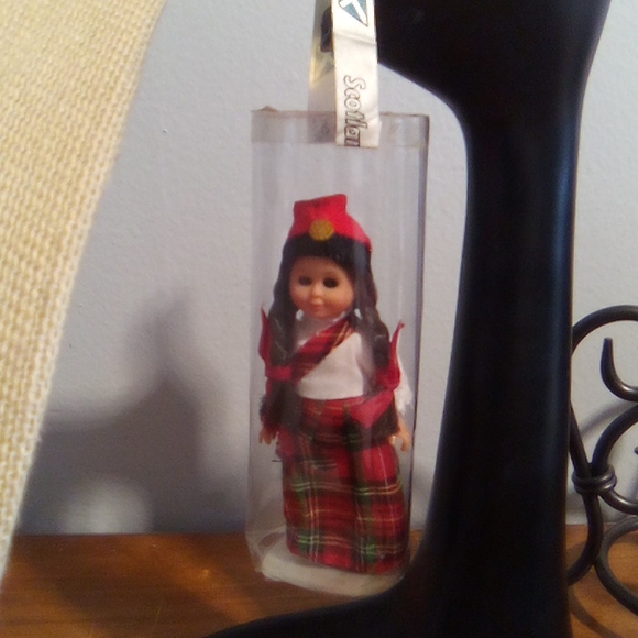 Mini Scotland Collectors Doll Vintage - Picture 2 of 8